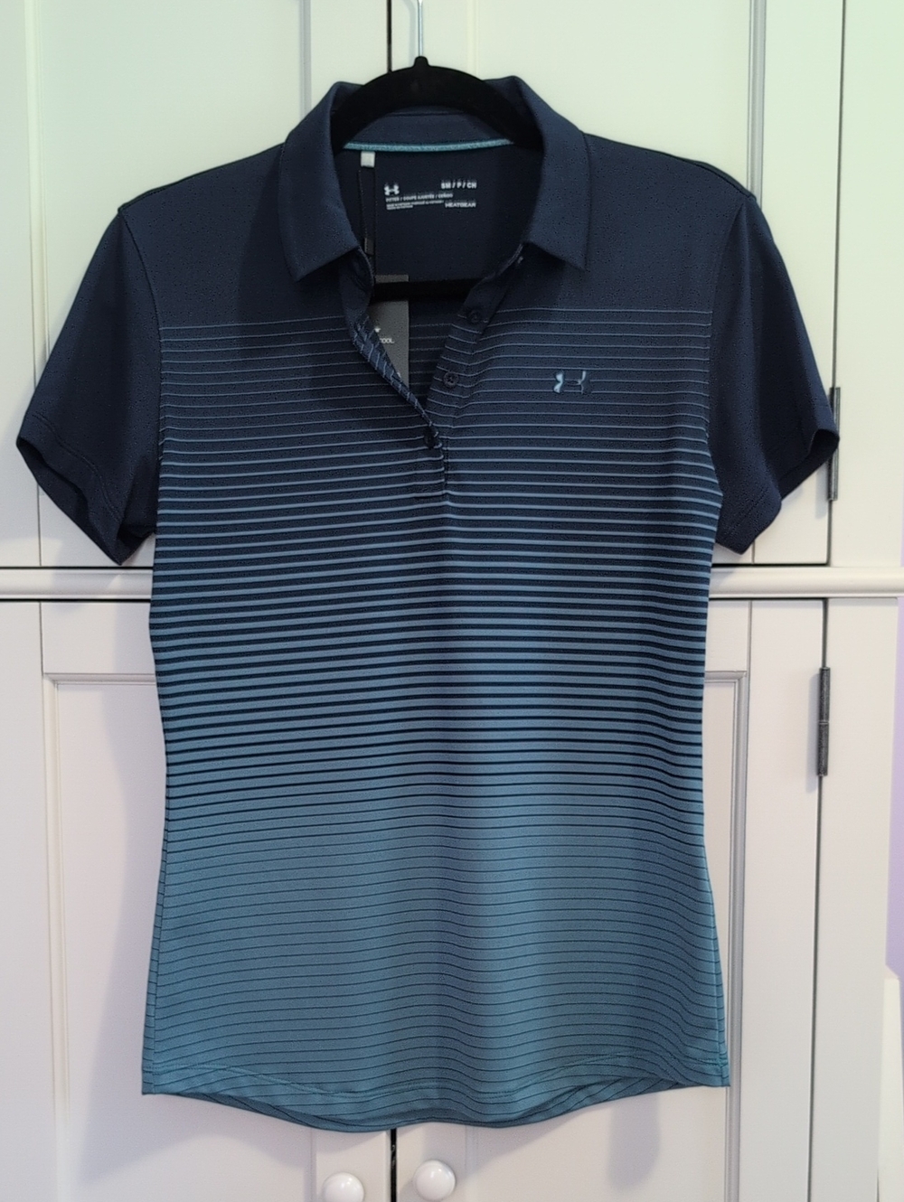 NWT Under Armour Women's Blue Gradient Stripe Polo